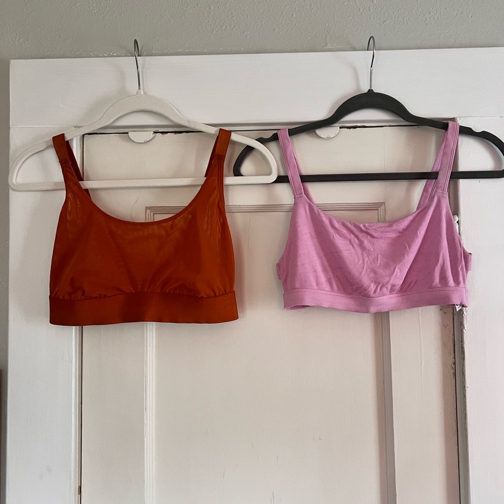 Parade set of 2 Bralettes in size C1